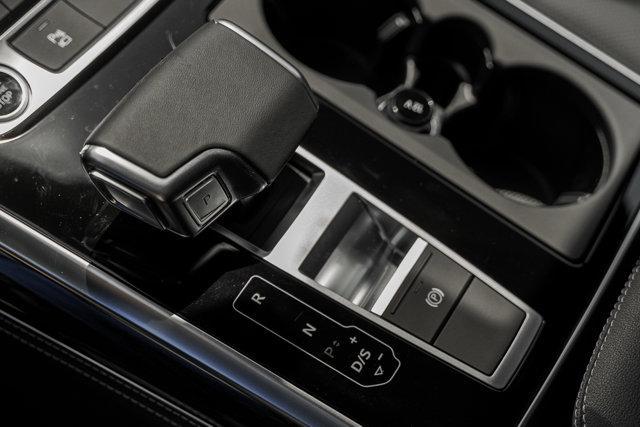 new 2025 Audi Q7 car, priced at $77,750