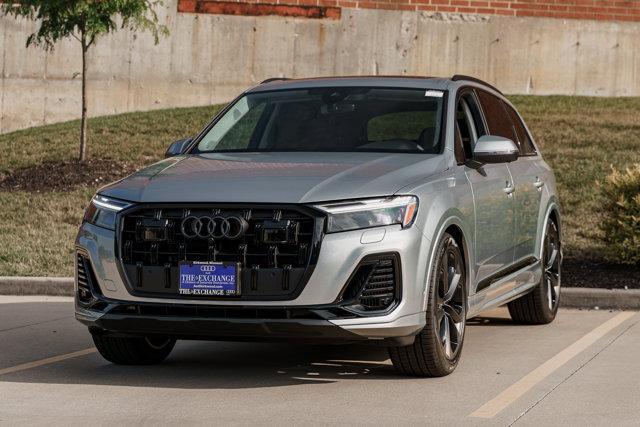 new 2025 Audi Q7 car, priced at $73,663