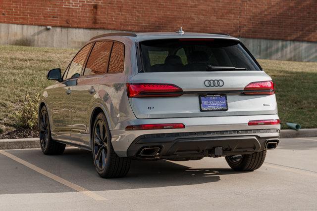 new 2025 Audi Q7 car, priced at $73,663