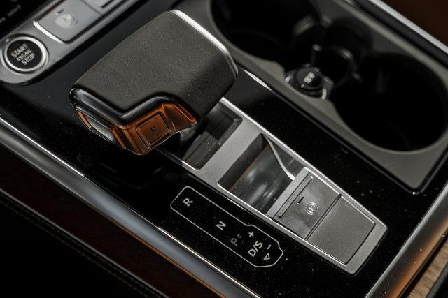new 2025 Audi Q7 car, priced at $86,440
