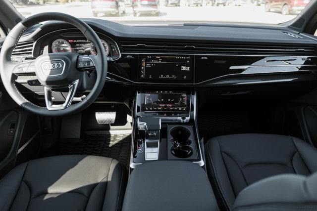 new 2025 Audi Q7 car, priced at $71,336