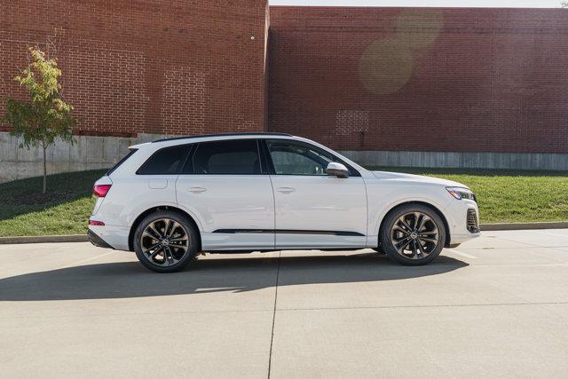 new 2025 Audi Q7 car, priced at $71,336
