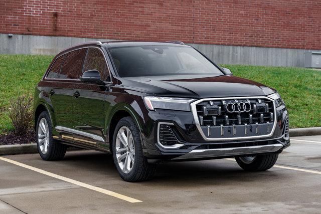 new 2025 Audi Q7 car, priced at $65,730