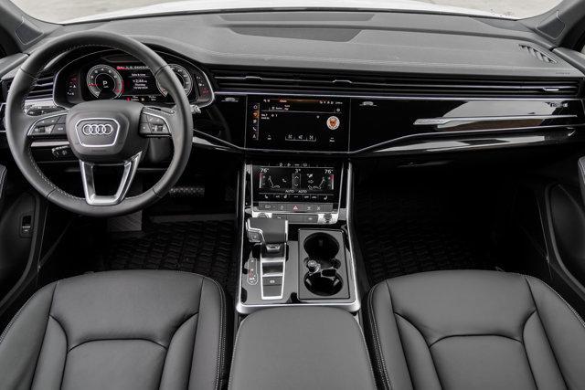 new 2025 Audi Q7 car, priced at $69,530