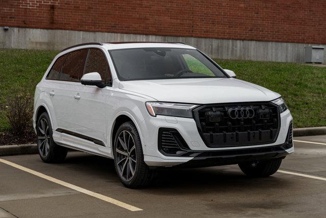 new 2025 Audi Q7 car, priced at $69,530