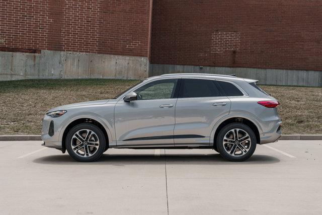 new 2025 Audi Q5 car, priced at $54,886