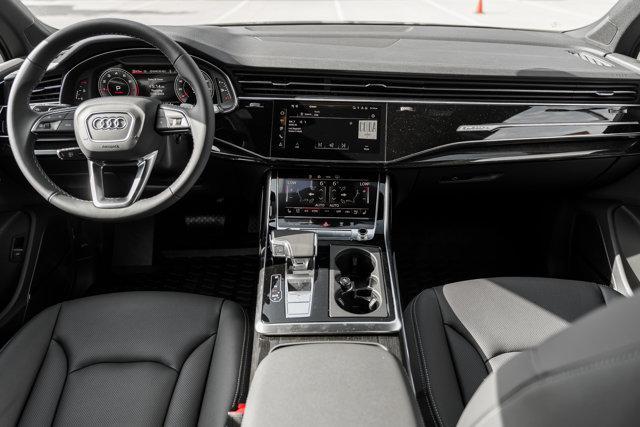 new 2025 Audi Q7 car, priced at $73,296