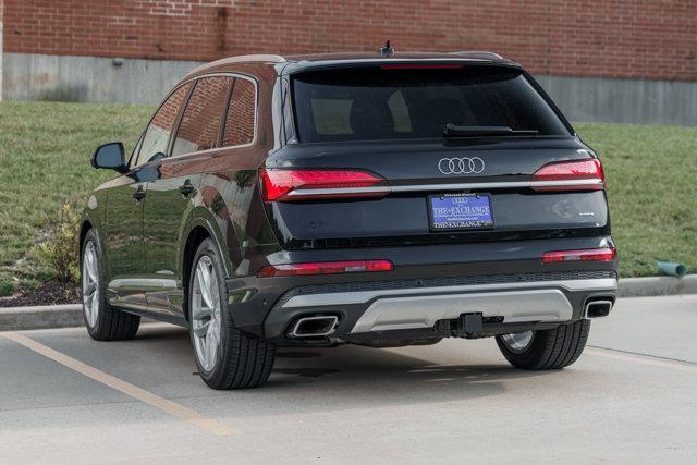 new 2025 Audi Q7 car, priced at $73,296
