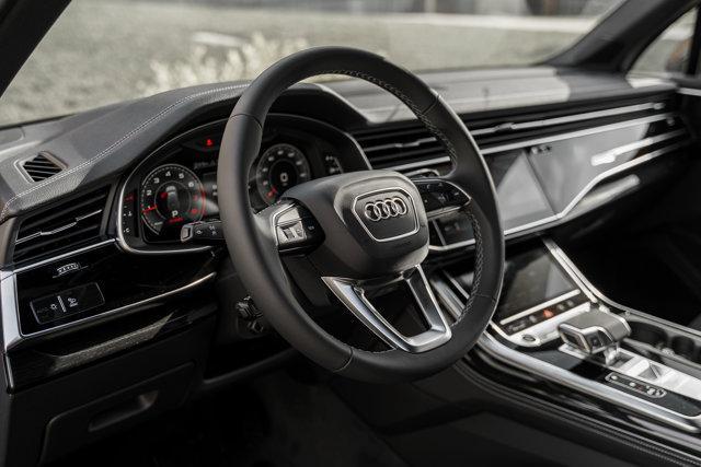 new 2025 Audi Q7 car, priced at $73,296