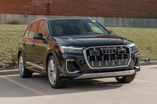 new 2025 Audi Q7 car, priced at $73,296