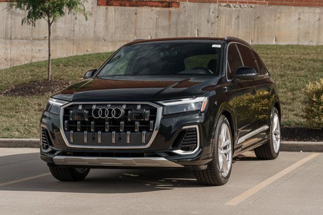 new 2025 Audi Q7 car, priced at $73,296