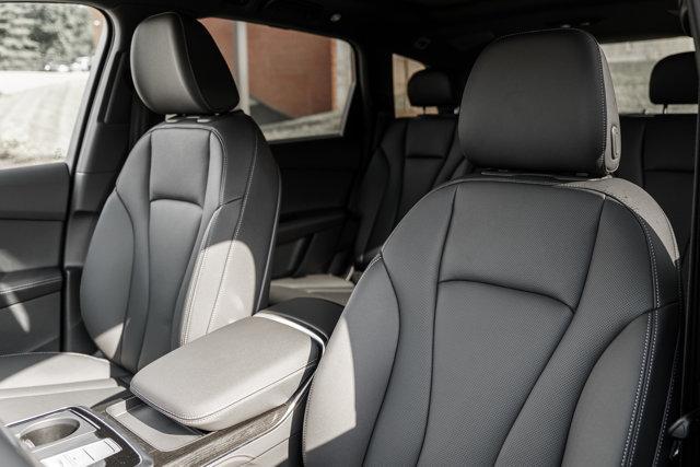 new 2025 Audi Q7 car, priced at $73,296