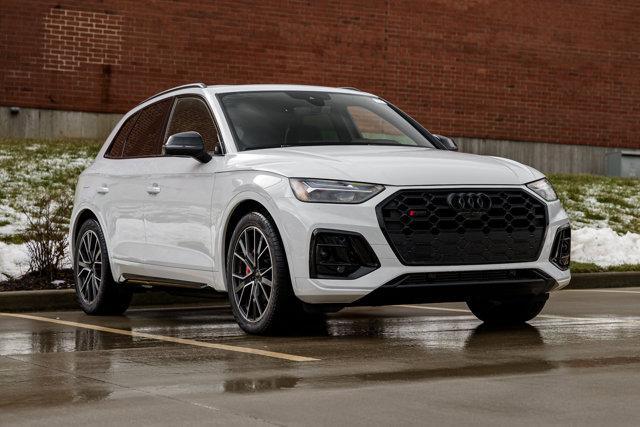 new 2025 Audi SQ5 car, priced at $68,740