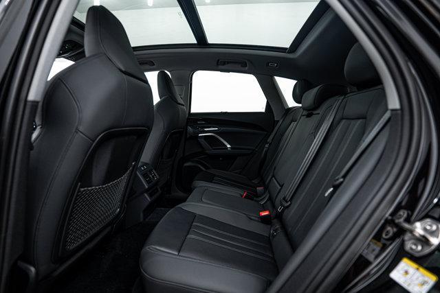 new 2025 Audi Q5 car, priced at $61,300