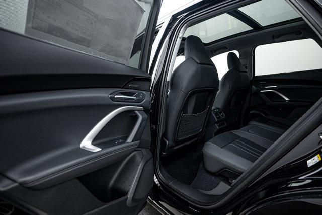 new 2025 Audi Q5 car, priced at $61,300