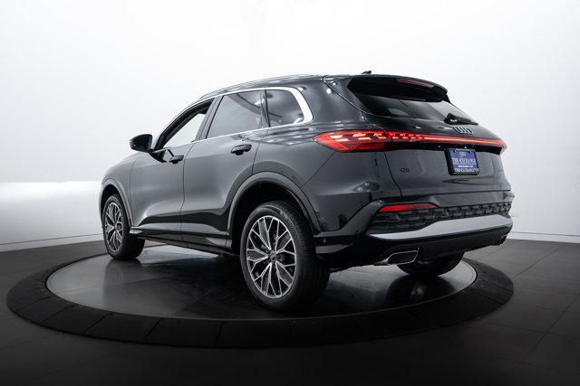 new 2025 Audi Q5 car, priced at $61,300