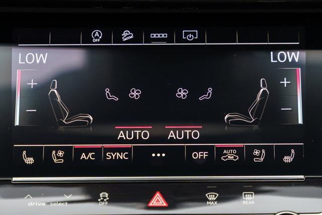 new 2025 Audi Q7 car, priced at $77,450