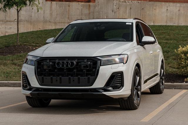 new 2025 Audi Q7 car, priced at $77,450