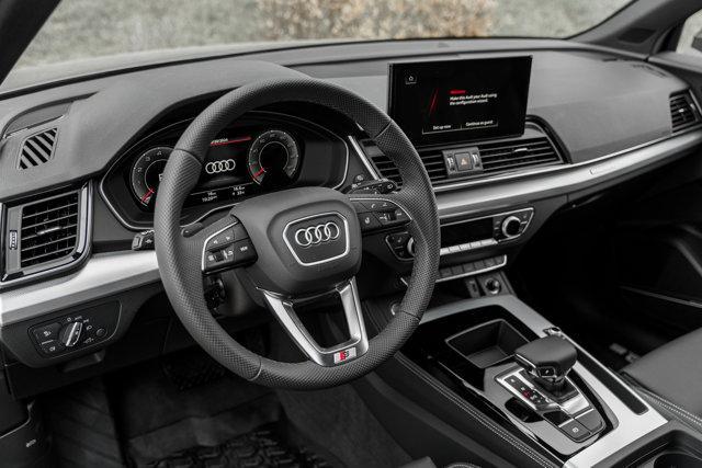 new 2025 Audi Q5 car, priced at $60,640