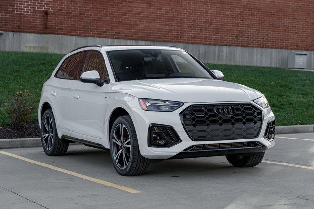 new 2025 Audi Q5 car, priced at $59,250