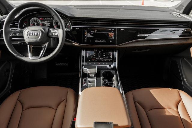 new 2025 Audi Q7 car, priced at $65,750