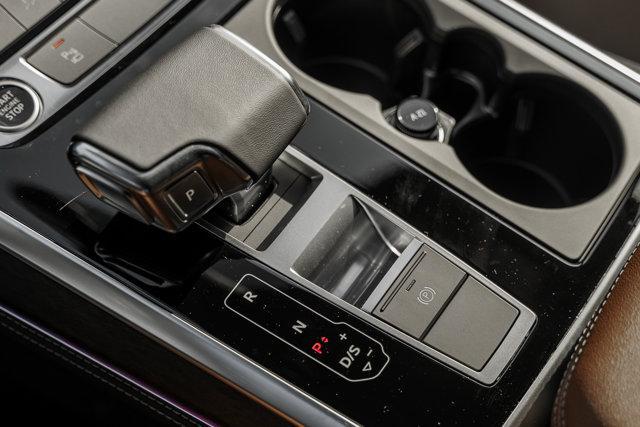 new 2025 Audi Q7 car, priced at $65,750