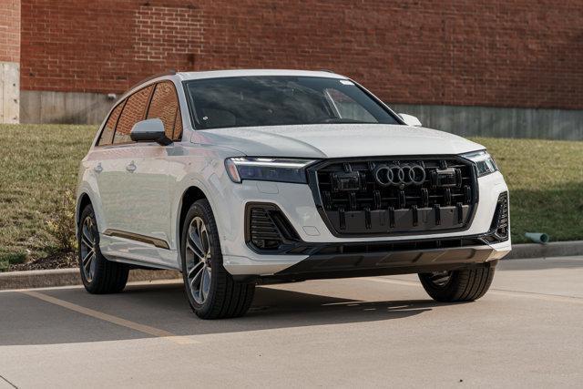 new 2025 Audi Q7 car, priced at $65,750
