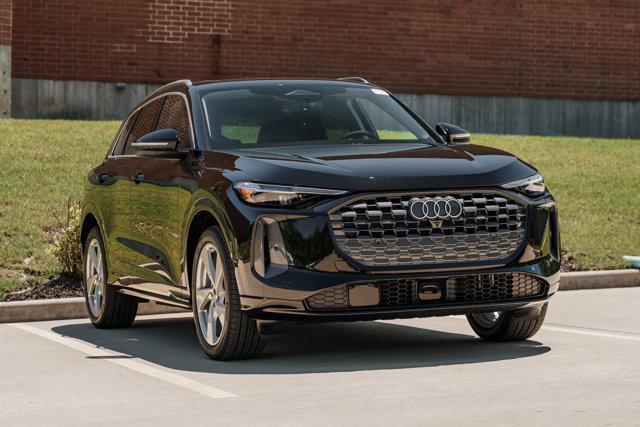 new 2025 Audi Q5 car, priced at $62,322