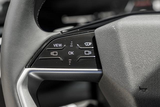 new 2025 Audi Q5 car, priced at $62,322