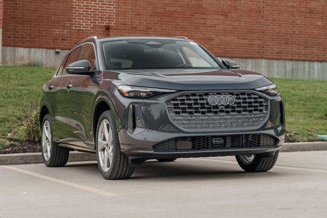 new 2025 Audi Q5 car, priced at $59,461