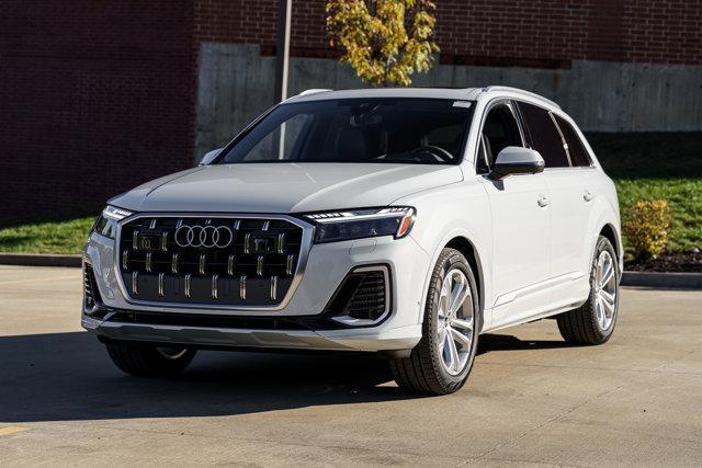 new 2025 Audi Q7 car, priced at $81,800