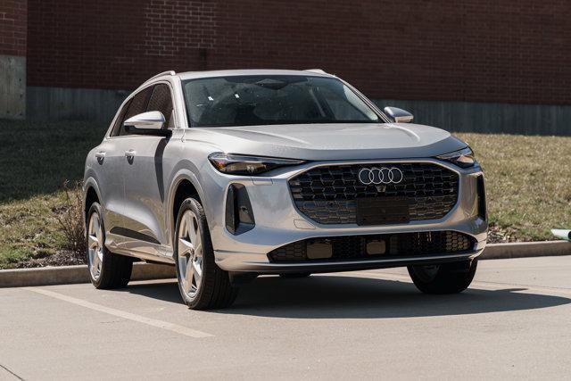 new 2025 Audi Q5 car, priced at $61,300