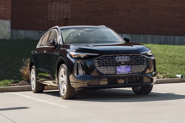 new 2025 Audi Q5 car, priced at $62,141