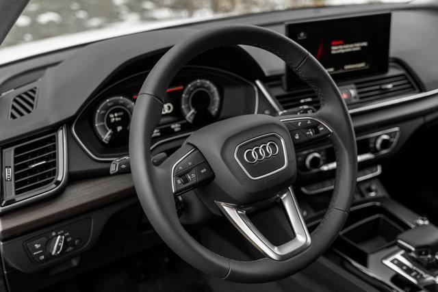 new 2025 Audi Q5 car, priced at $66,980