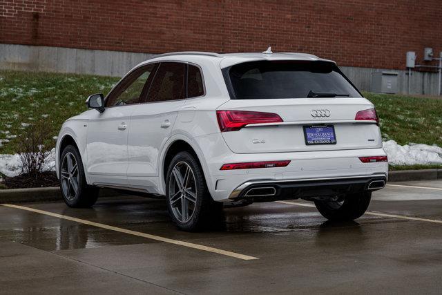 new 2025 Audi Q5 car, priced at $66,980