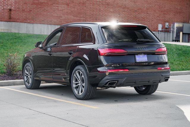 new 2025 Audi Q7 car, priced at $68,540