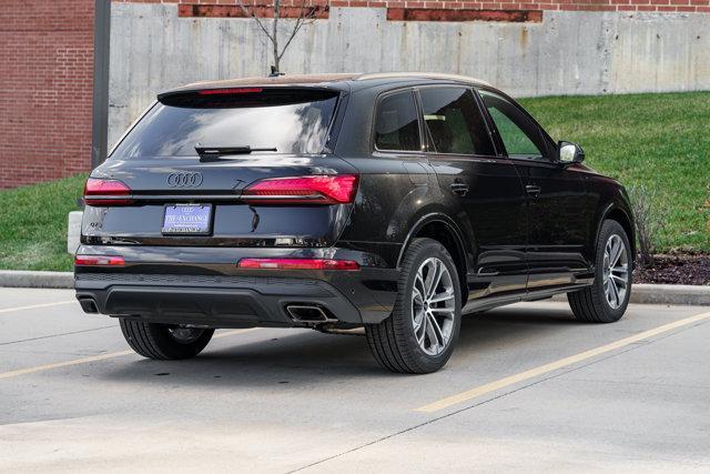 new 2025 Audi Q7 car, priced at $68,540