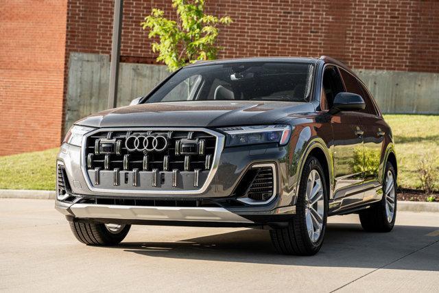 new 2025 Audi Q7 car, priced at $82,435