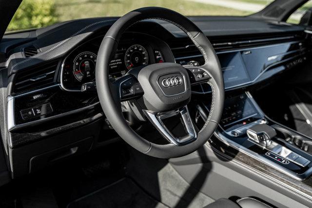 new 2025 Audi Q7 car, priced at $82,435