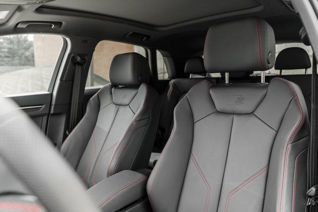 used 2025 Audi Q3 car, priced at $38,500