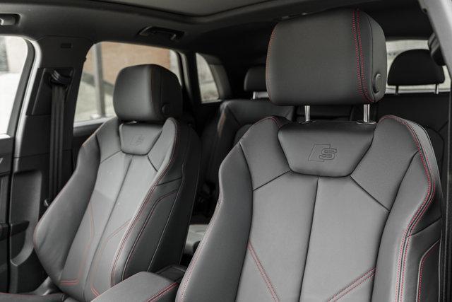 used 2025 Audi Q3 car, priced at $38,500
