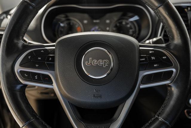 used 2020 Jeep Cherokee car, priced at $15,975