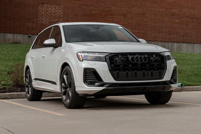 new 2025 Audi Q7 car, priced at $85,415