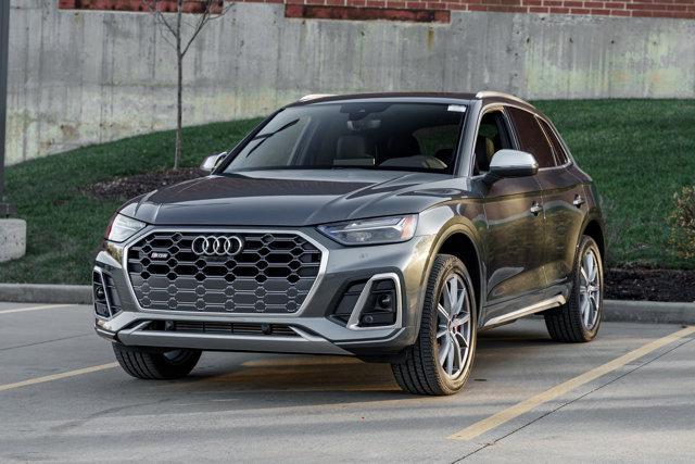 new 2025 Audi SQ5 car, priced at $69,265