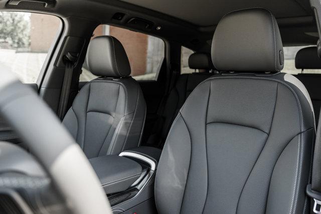 new 2025 Audi Q7 car, priced at $77,750