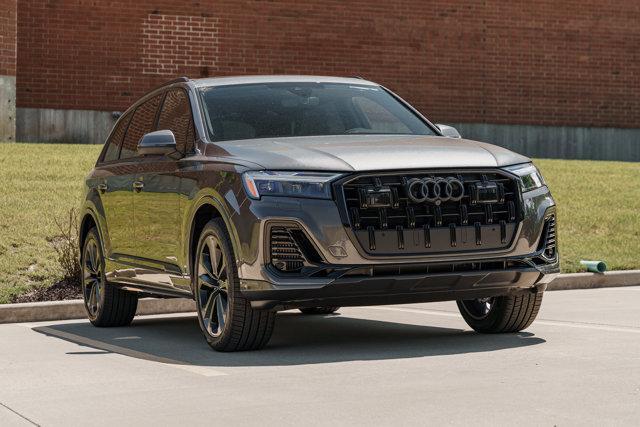 new 2025 Audi Q7 car, priced at $77,750