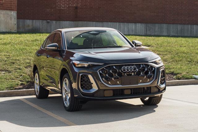 new 2025 Audi Q5 car, priced at $59,921
