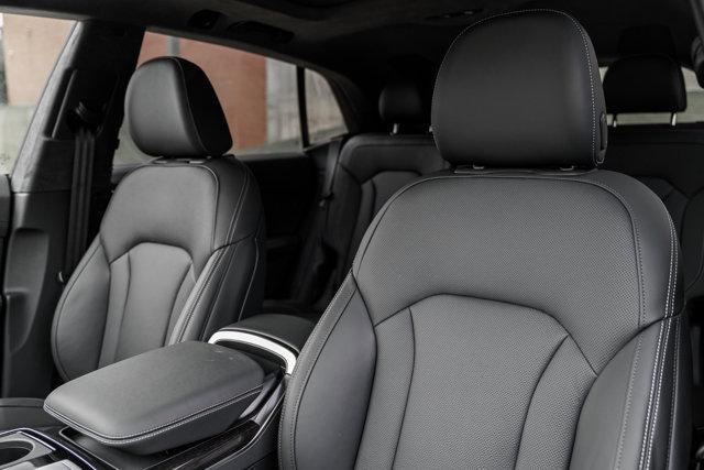 new 2025 Audi Q8 car, priced at $89,284