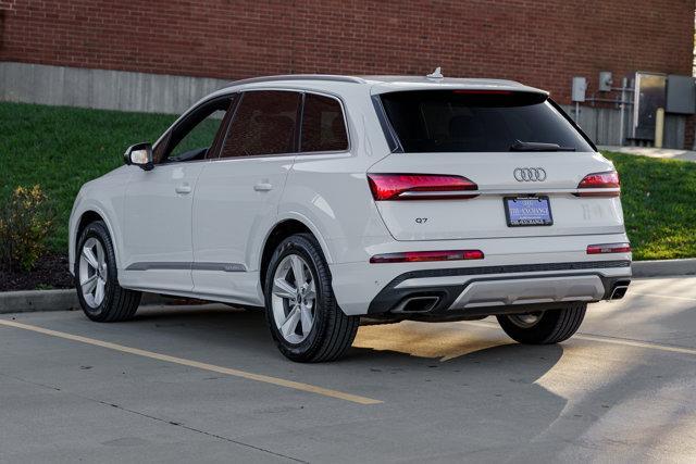 used 2025 Audi Q7 car, priced at $59,800