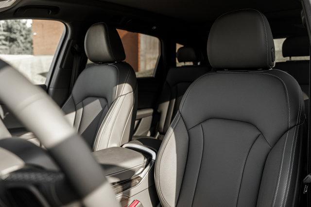 new 2025 Audi Q7 car, priced at $80,486